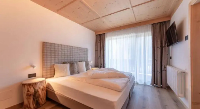 Двухместный номер Deluxe с балконом Garni Hotel Residence Diamant