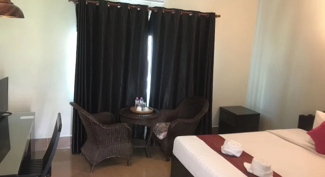 Номер Deluxe Central Night Hotel