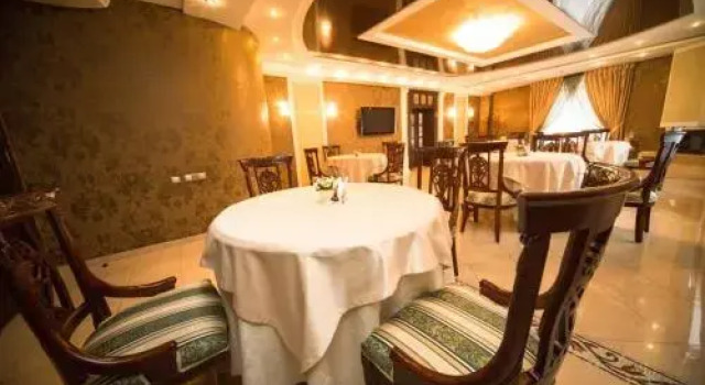 Hotel Status, Prenota Hotel Hotel a Vinnycja con colazione, Colazione