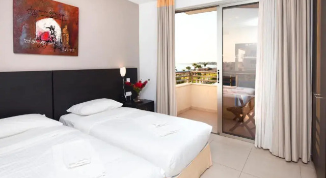 Двухместный номер Standard с видом на внутреннюю территорию Blue Lagoon Kosher Hotel