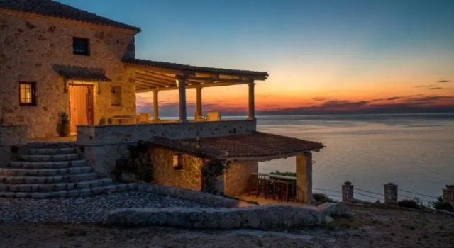 Extravagant Zante Villa Villa Harmonia Great Sea Views 4 Bedrooms, Забронировать Вилла Отели периферии Ионических островов с парковкой, Парковка