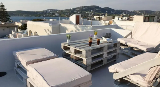 Great Sea-view 2BD Apartment @ Paros