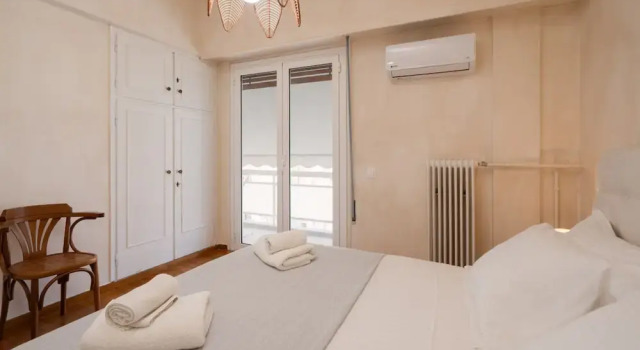 Апартаменты LIV - Artistic Rooftop Apartment in Pagrati