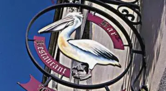 Le Pelican, Rezerwuj Hotel  