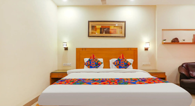 Номер Premium FabHotel A&M - Nr LV Prasad Institute, Banjara Hills