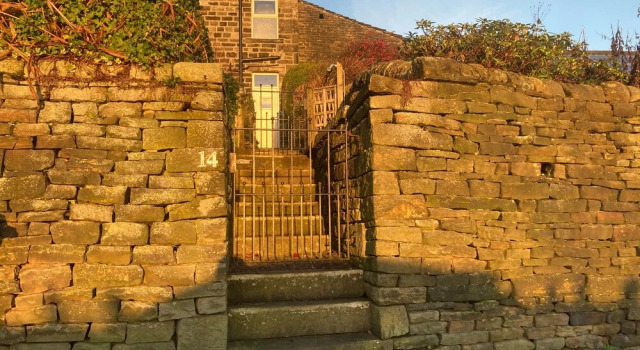 Daffodil Cottage