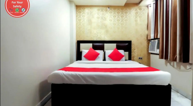 Номер Deluxe Goroomgo Kabir charbagh Lucknow