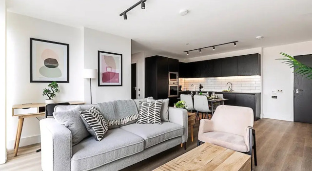 Contemporary Two Bedroom Apartment, Varaa Huoneisto Asunnot kohteessa Merseyside, Huoneisto