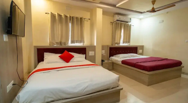 Номер Standard Majestic Hotel and Restro