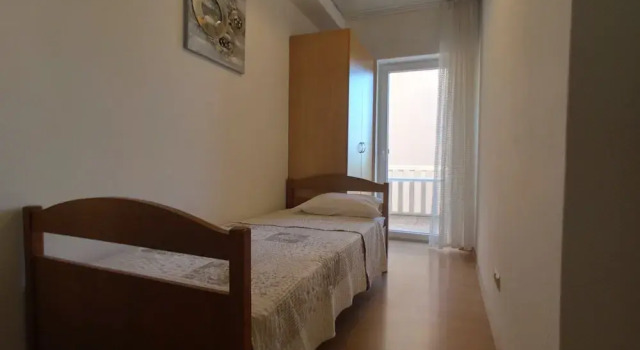 Beach Apartments with Pool, Rezerwuj Apartament Hotele w Split-Dalmatia County z parkingiem, Parking