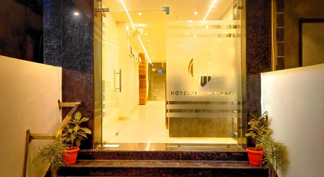 Hotel Suryam Palace