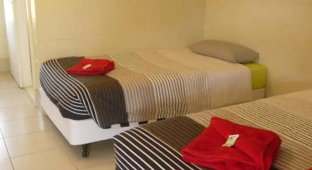 Chillagoe Cockatoo Hotel Motel, Prenota Motel Chillagoe Queensland