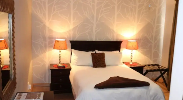 Camera Luxury Amjicaja Guesthouse, Tours & Rentals