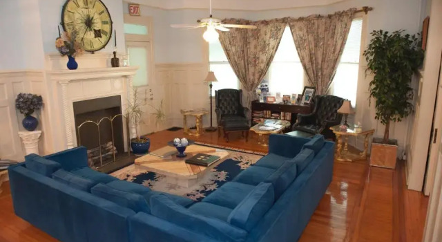 Cedars & Beeches Bed & Breakfast, Забронировать Отель Лонг-Бранч Джерси-Шор
