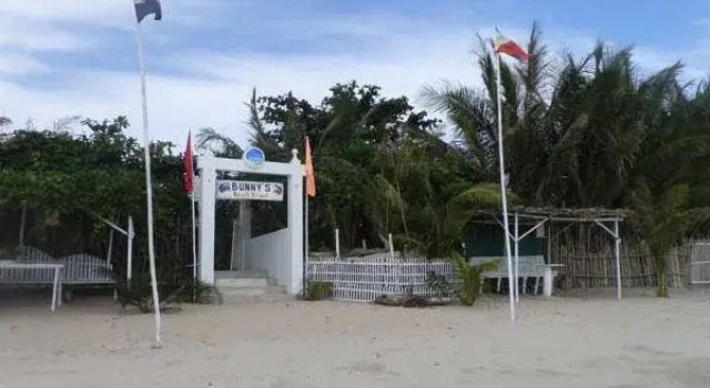 Bunnys Beach Resort