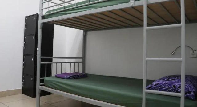 Кровать в общем номере Mahana Lodge Hostel & Backpacker