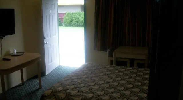Flamingo Motel