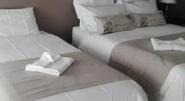 Gemutlich Guesthouse, Забронировать Отель «постель и завтрак» Недорогие отели Апингтон, рядом с Railway Station (Upington), недорого