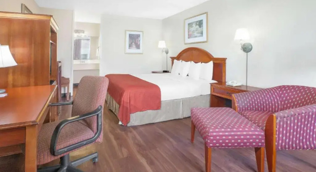 Номер Standard Baymont Inn and Suites Paris