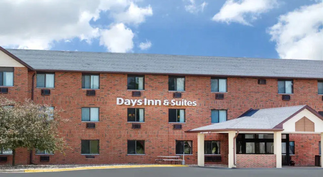 Days Inn And Suites Des Moines Airport