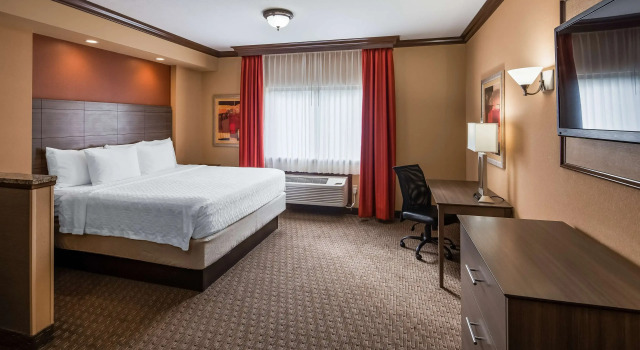 Двухместный люкс Best Western Plus North Canton Inn & Suites