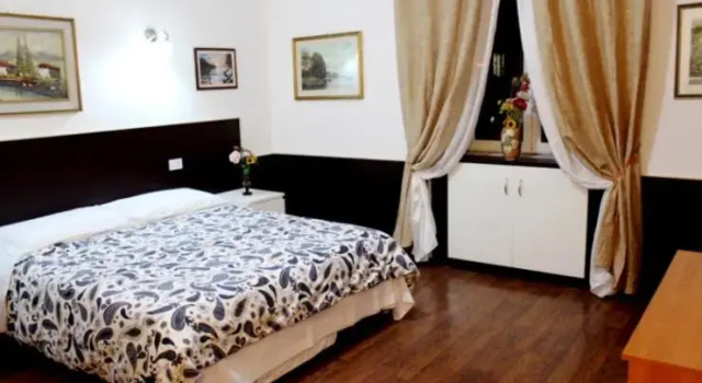 Четырёхместный номер Standard Gold House