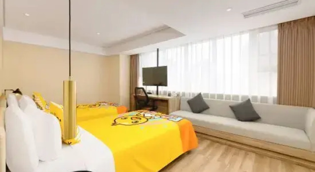 Семейный люкс с 2 комнатами Atour  Hotel, Bayi Square, Jiefangbei, Chongqing