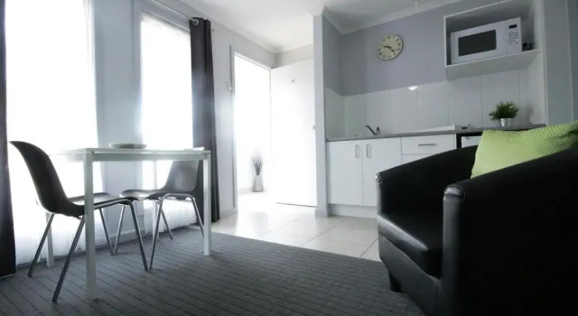 Вилла c 1 комнатой Golden Palms Motel