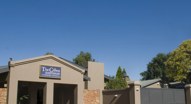 The Crown Guesthouse