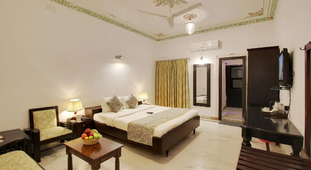 Семейный номер Standard Panna Vilas - A Lake Facing Boutique Hotel