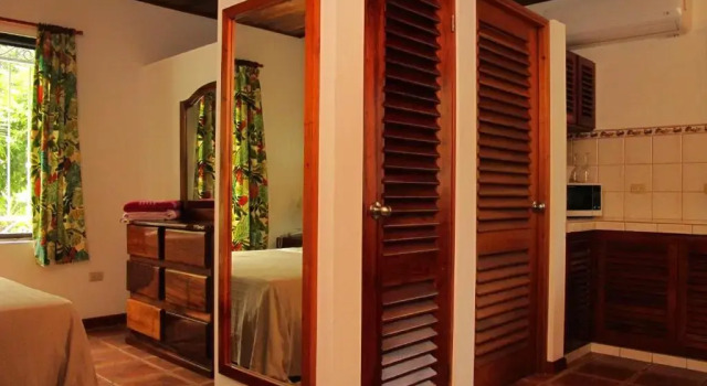 Casa Amarilla, Réserver Hôtel Esterillos Este 