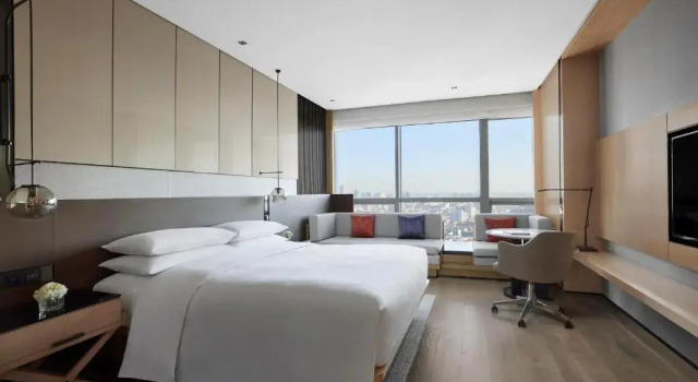 Двухместный номер Deluxe с видом на город Shenyang Marriott Hotel