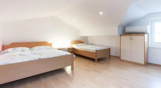 Bed and Breakfast Špelca, Prenota Hotel Pivka (San Pietro del Carso) 