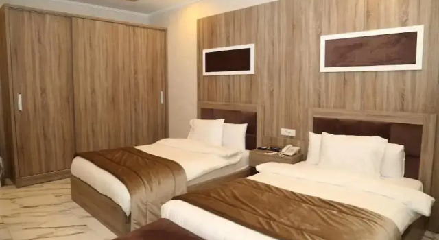 Pearl of Beirut Hotel & Spa, Rezervovat Lázně / Resort Hotely v Baabda s parkováním, Parkování