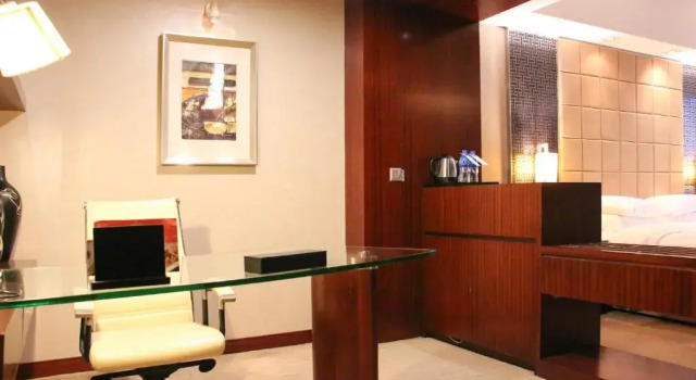 Двухместный номер Deluxe с видом на океан Crowne Plaza Yantai Sea View by IHG