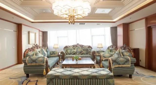 Люкс Executive Nanhu International Convention and Exhibition Hotel