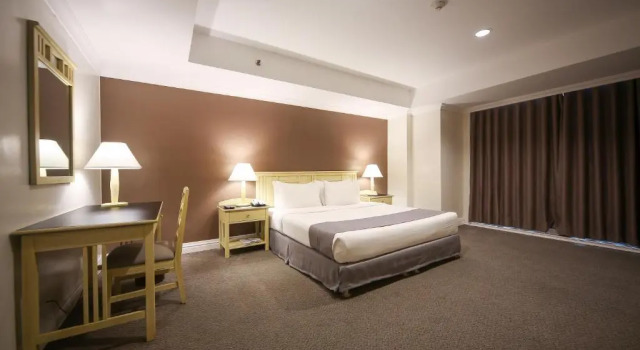 Люкс с 3 комнатами Infinity Tower Suites