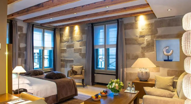 Полулюкс Hôtel Les Armures