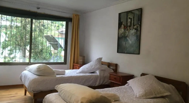 Casa El Pillan, Забронировать Отель Отели Лас-Кондес 3 звезды, 3*
