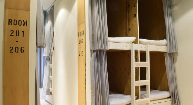 Кровать в общем номере (женский номер) Iza Asakusa Guest House