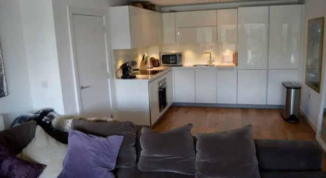 1 Bed Flat In Heart Of Brixton