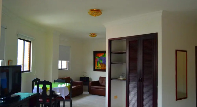 Трёхместный номер Standard с балконом Casa Morales Hotel Internacional y Centro de Convenciones