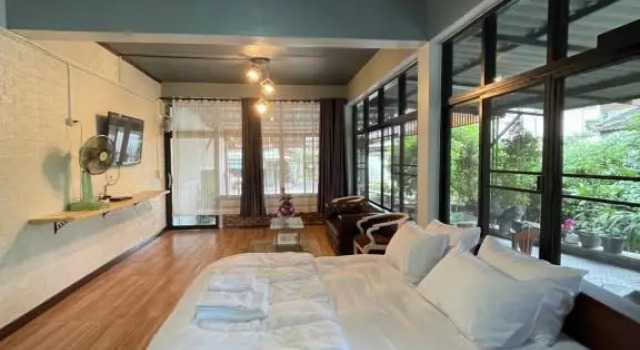 Service Apartment ชั้น1ใจกลางเมืองใกล้แหล่งท่องเที่ยว, Забронировать Апартаменты/квартира Апартаменты Лампанг, рядом с Wat Phra Kaeo Don Tao Suchadaram, Апартаменты/квартира
