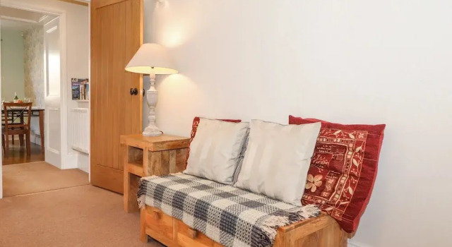 Willow Cottage