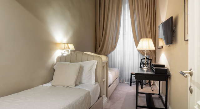 Acciaiuoli Luxury Suite by MMega, Забронировать Апартаменты/квартира Апартаменты Флоренции, рядом с Площадь Кафедрального собора, Апартаменты/квартира
