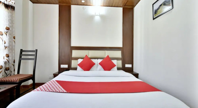 OYO 8797 Manali Mountain Regency, Забронировать Отель Отели Манали с завтраком, Завтраки