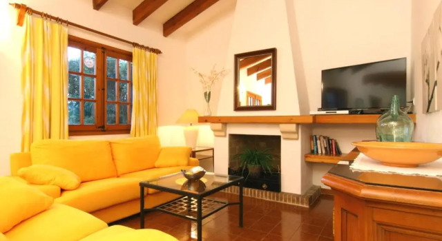 Roig Miquel Beatiful house just 10m driving from Pollensa