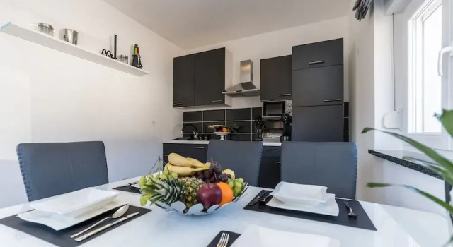 Villa Camellia, Забронировать Вилла Обровац Задарская жупания