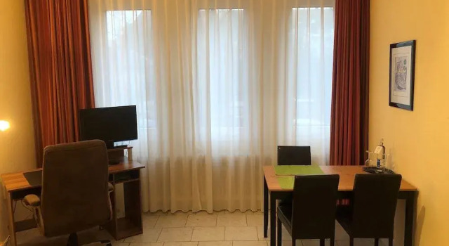Familienapartment Hansaplatz, Забронировать Апартаменты/квартира Дюссельдорф Северный Рейн-Вестфалия