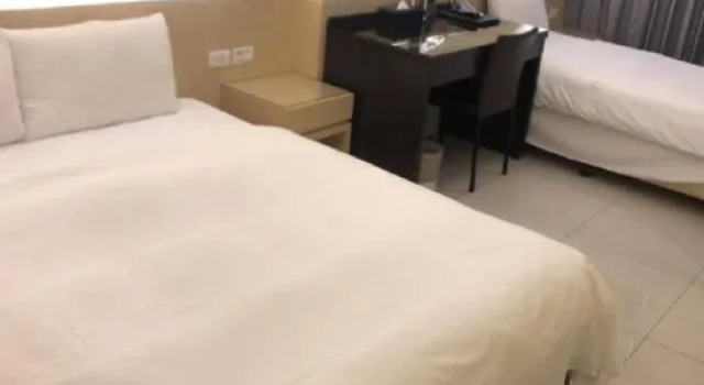 Люкс Deluxe Kiwi Express Hotel - Kaohsiung Station